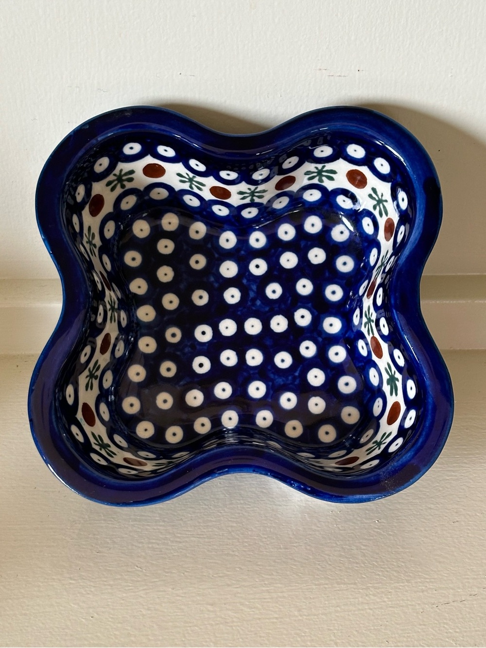 Boleslawiec Nature or Mosquito Pattern scalloped square bowl cobalt blue Poland